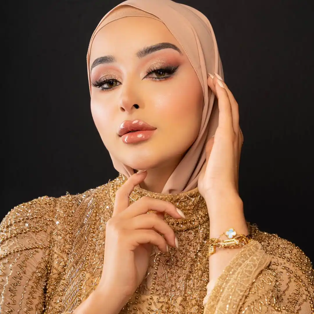 Portrait of Douha Laribi - UAE Content Creator